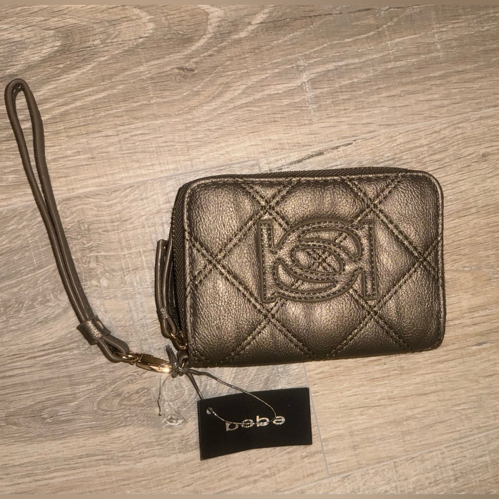 NWT Bebe Lily Wristlet Wallet Pewter